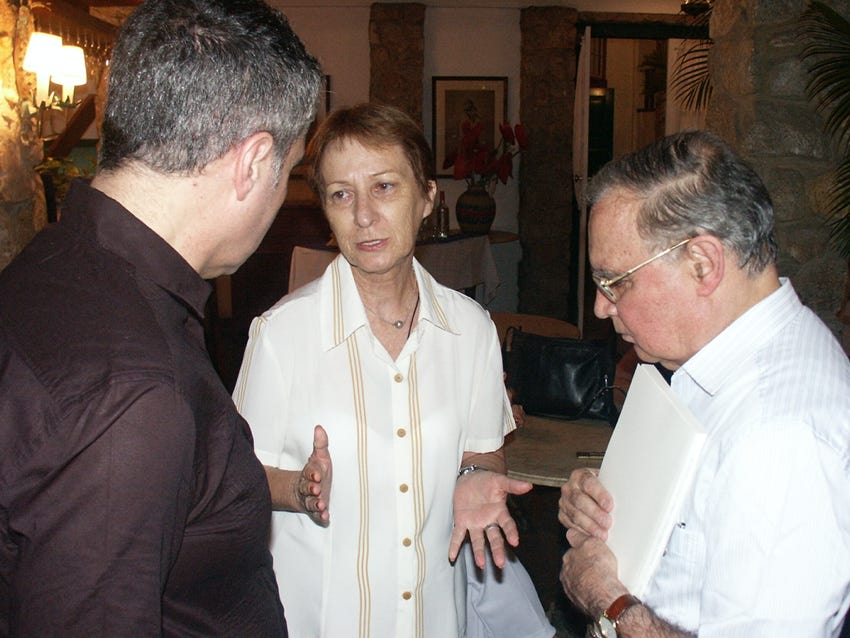 A.A.Bispo, M. Haug, Ivo Cruz.Prof.Dr.Martha Haug. Paraty. Kolloquium Euro-Brasilianischer Studien 2004