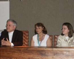 Sitzung am Museum Anchieta, Pateo do Colégio.Eröffnungssitzung des.Kolloquiums Interkultureller Studien 2004